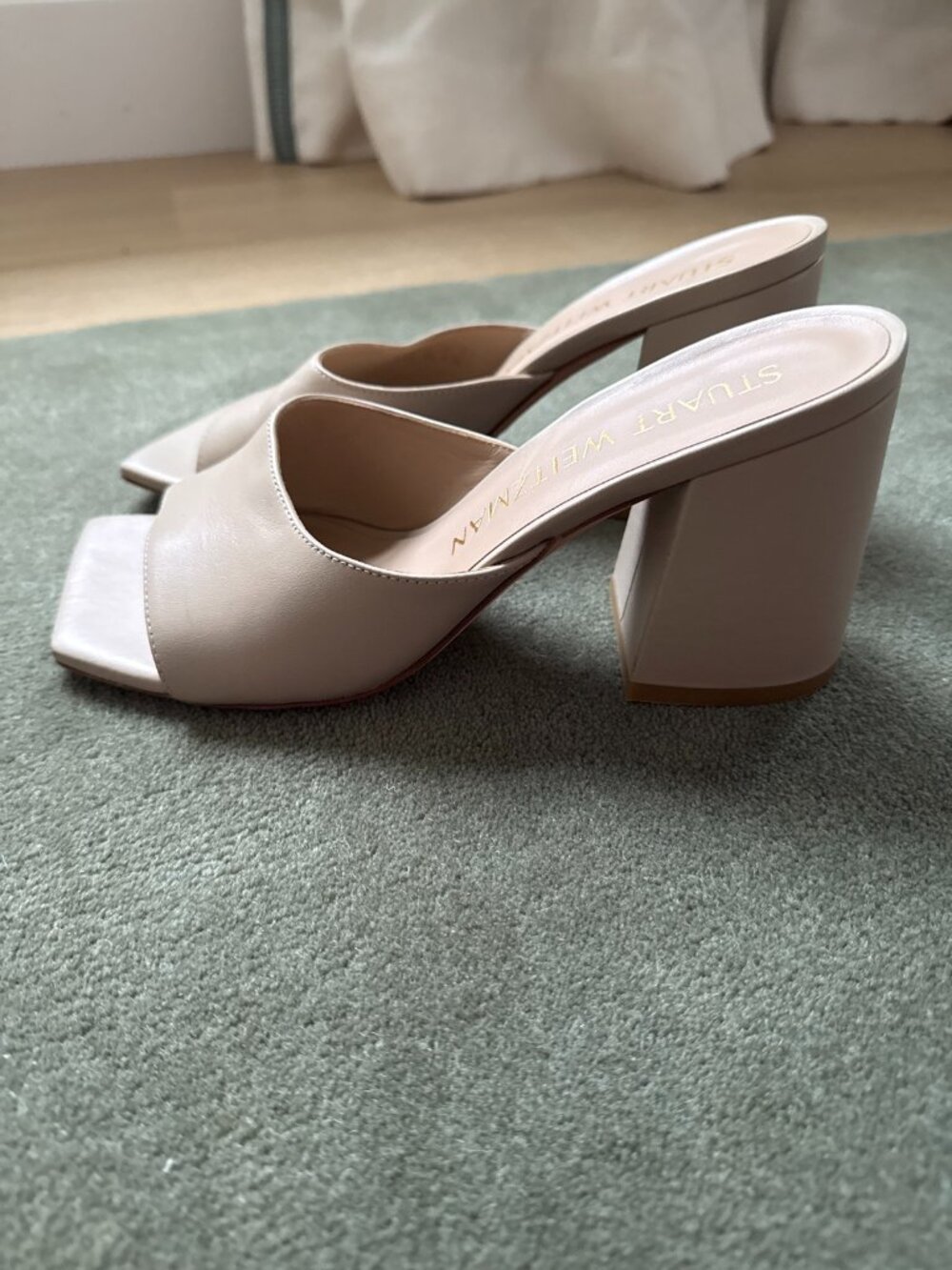 Stuart Weitzman Nude Leather Block Heel Mules - Size 8.5 - Like New